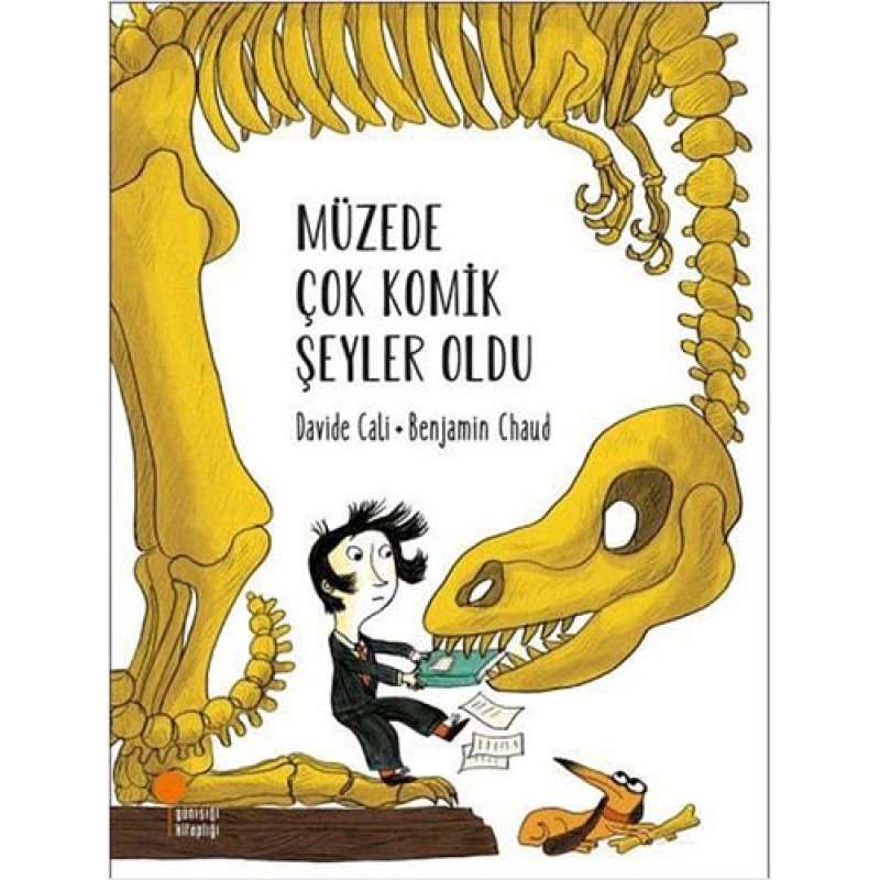 Müzede Çok Komik Şeyler Oldu Müzede Çok Komik Şeyler Oldu