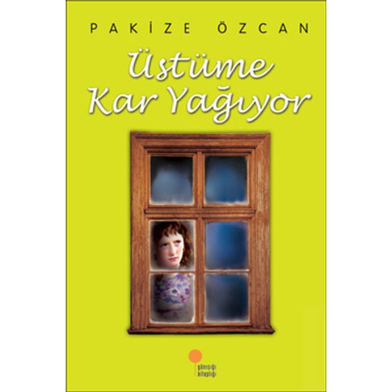 Üstüme Kar Yağıyor Üstüme Kar Yağıyor
